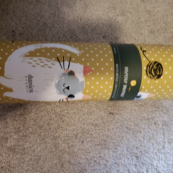 New - Cat water bottle - Picture 3 of 3